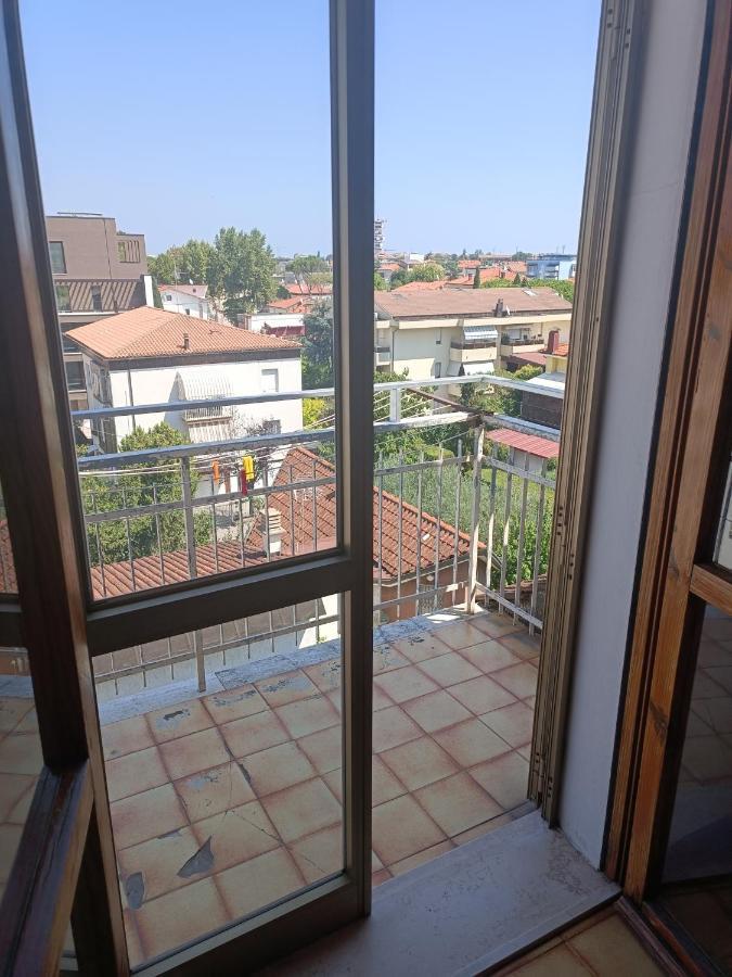 Apartament 10 Posti Letto Attico Bruno Rimini Zewnętrze zdjęcie