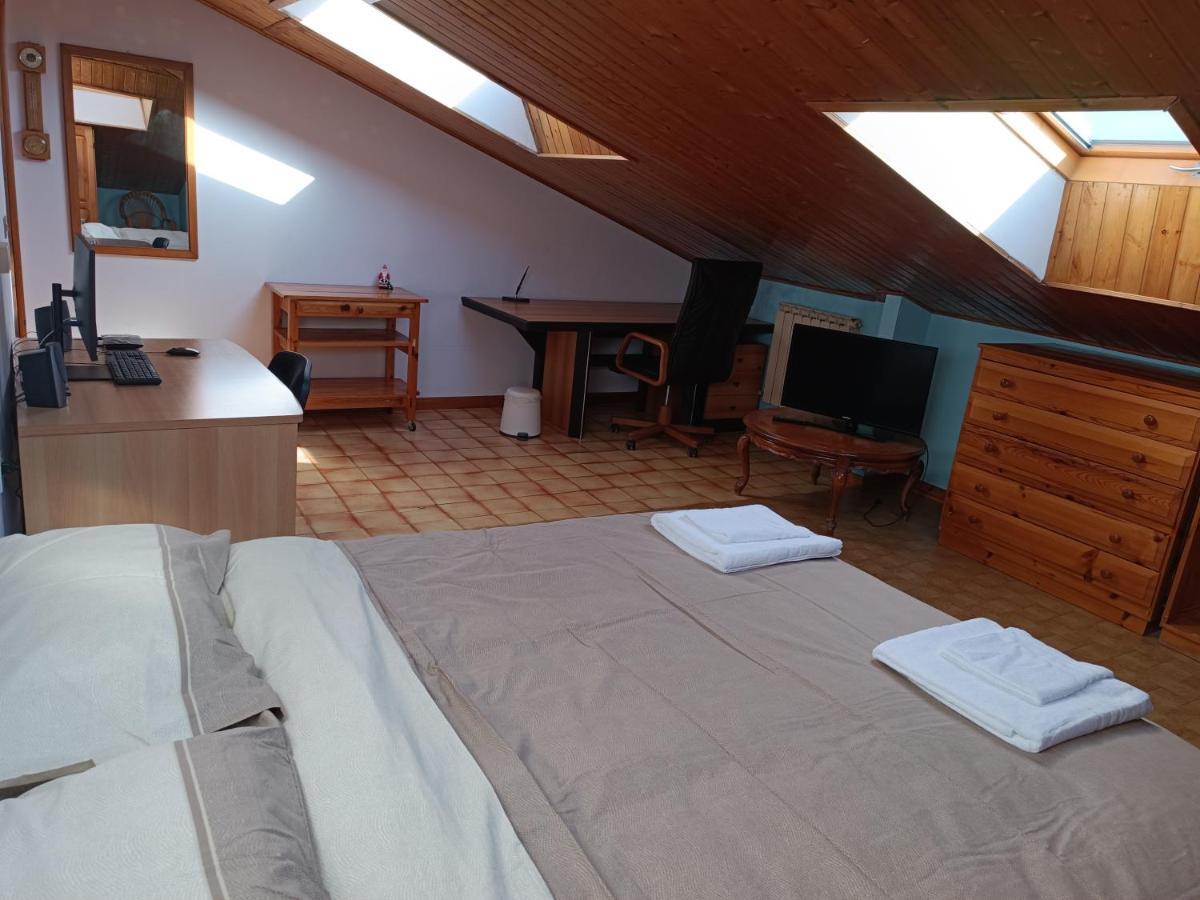 Apartament 10 Posti Letto Attico Bruno Rimini Zewnętrze zdjęcie